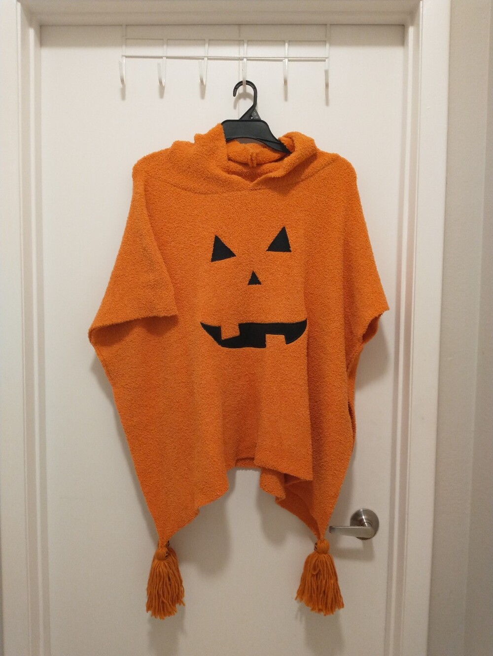 Halloween Jack O'Lantern Orange and Black Poncho One Size New With Tags